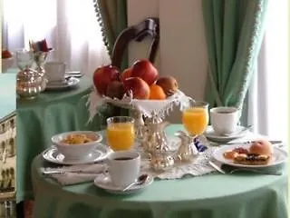 فندق مبيت وإفطار البندقية-ليدو B & B Livia Oliva